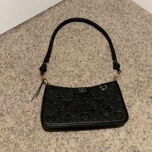 LV purse black **Authentic** bought it at the LV store